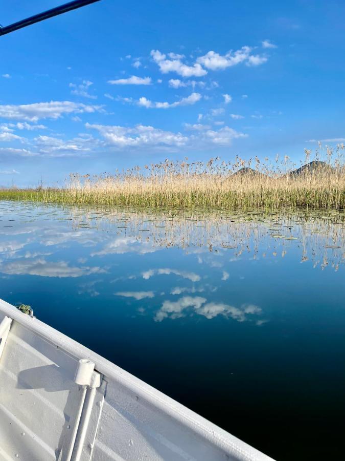 Lake House Puro Dodosi Luaran gambar
